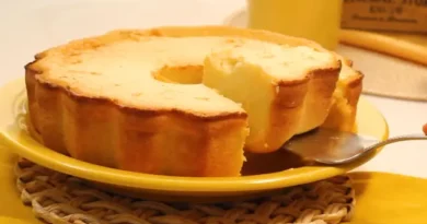 Bolo de leite para o café da manhã